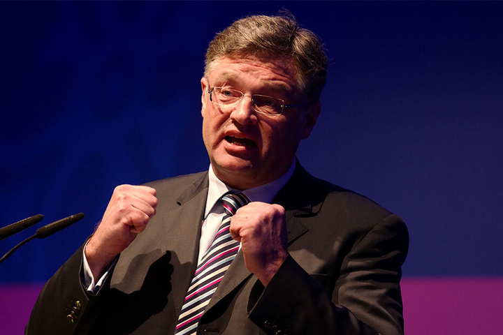 Spricht von einem Anschlag auf die Märkte: FDP-Chef Holger Zastrow (50).