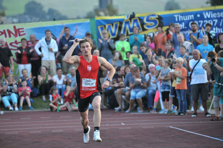 Der 24-jährige Röhler vom LC Jena schleuderte den Speer auf 86,25 m.
