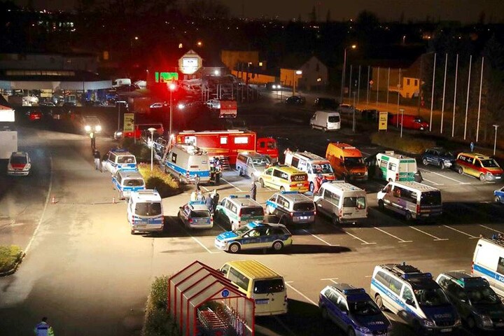 Großalarm wegen einer Fliegerbombe in Heidenau - doch die Warn-App NINA schweig.