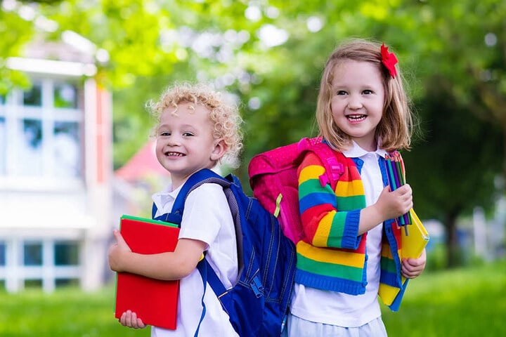 Ob mit oder ohne Befund: Die meisten ABC-Schützen können den Schulstart gar nicht abwarten. Hoffentlich hält der Elan lange an.