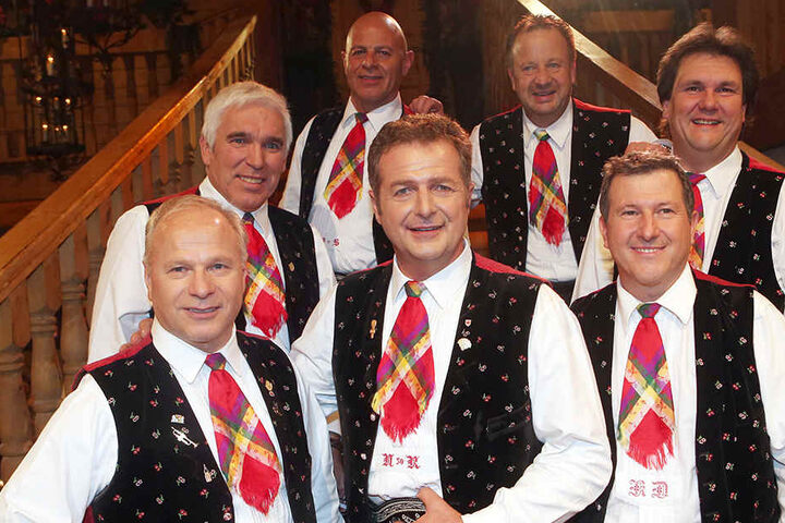 Die Kastelruther Spatzen sind eine bekannte Volksmusikgruppe aus Südtirol.