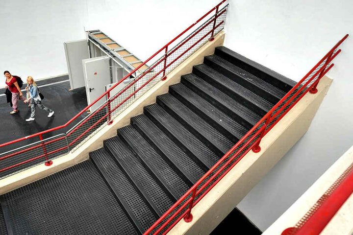 Diese Treppe läuft gegen eine Wand...