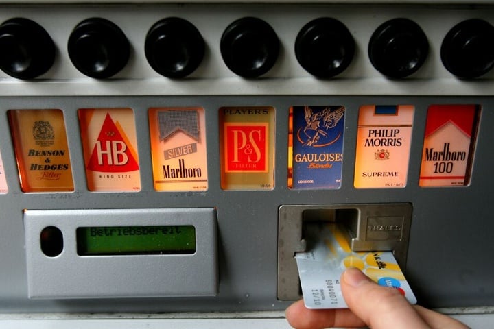 Weil der Automat eher unhandlich ist, geht die Polizei von mehreren Tätern aus. (Symbolbild)