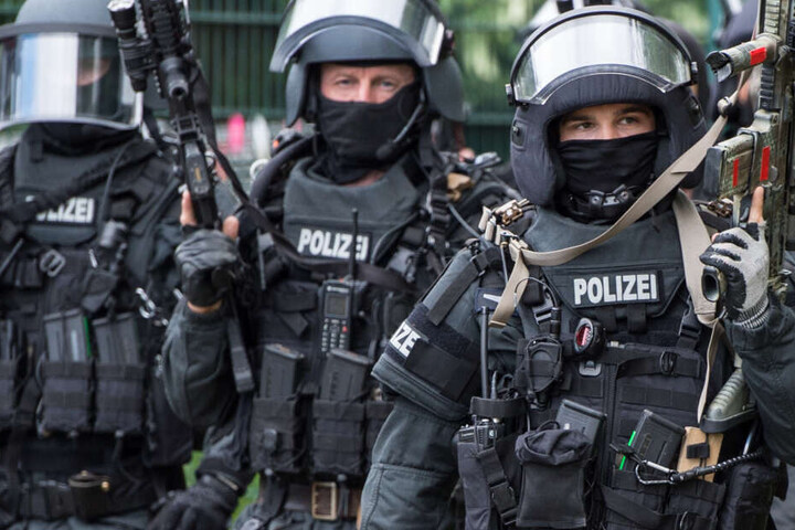 Mitglieder des SEK wurden festgenommen. (Symbolfoto)