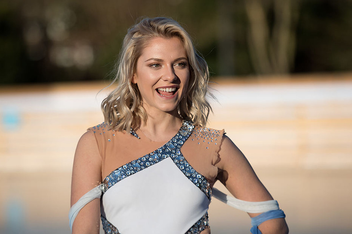Valentina Pahde wird gemeinsam mit ihrer Zwillingsschwester Cheyenne bei Holiday On Ice dabei sein.