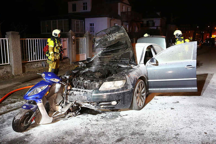 Mit Renés Roller in der Front war David K. einfach weitergefahren bis sein Wagen in Flammen aufging.