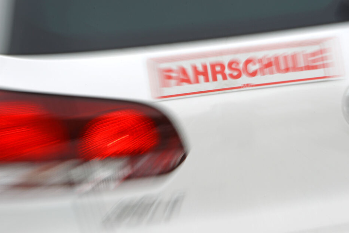 In Bayern wollen viele Minderjährige einen Führerschein machen, um zur Schule zu kommen. (Symbolbild)