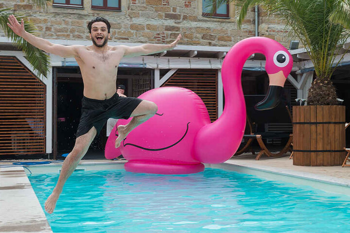Der Club "My House" (Dresden-Pieschen) lädt am Samstag, danach immer an Freitagen zur Pool-Party. 14 Uhr ist Start.