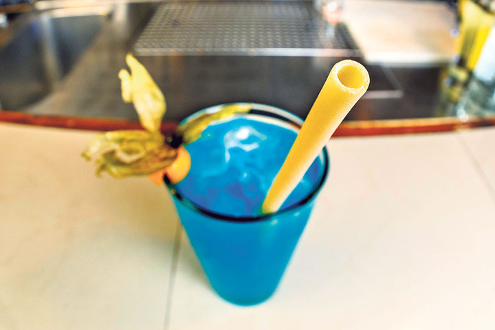 Pasta-Cocktails: Funktioniert wunderbar, die Standfestigkeit der Nudel lässt allerdings nach etwa einer halben Stunde nach ...