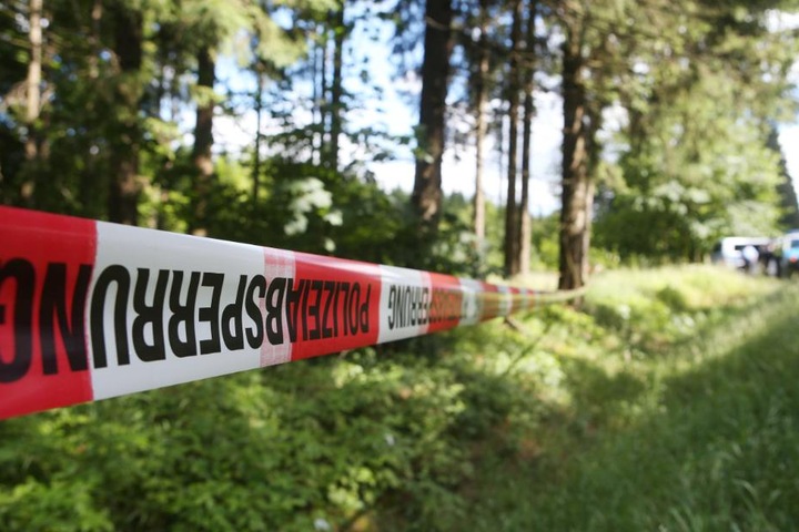 Die Leiche des Mädchens wurde in einem Wald in Thüringen gefunden.