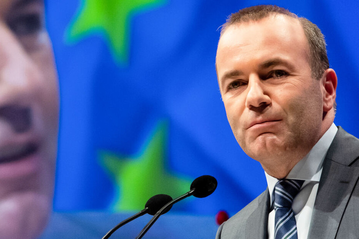 Manfred Weber befürchtet bei der Europawahl ein gutes Ergebnis für Rechtspopulisten und Nationalisten.