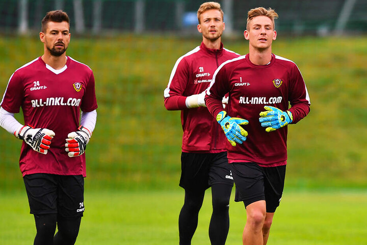 Patrick Wiegers (l.), Tim Boss (M.) oder Kevin Broll: Wer wird Dynamos neuer Stammtorwart?