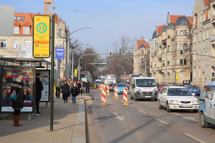 Der Verkehr wurde umgeleitet, es bildete sich Rückstau.