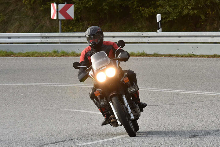 Motorradfahren macht Laune, nervt wegen der Lautstärke aber auch die Anwohner.