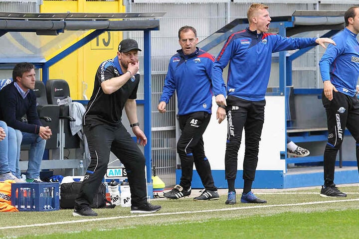 SCP-Trainer Steffen Baumgart pfiff seine Elf zum fulminanten Start nach vorne.