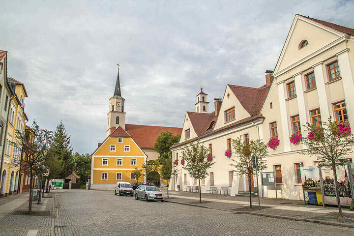 Aus dem Rothenburger Pfarramt klauten Einbrecher drei Gewehre und sieben Pistolen.