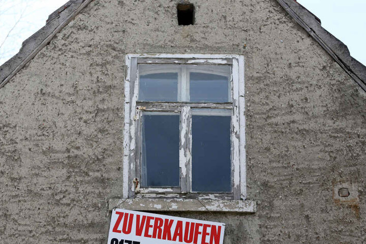 Das lukrative Testament ist die Ausnahme: Der Freistaat erbt Jahr für Jahr
vermüllte Wohnungen, Ruinen oder wertlosen Krempel.
