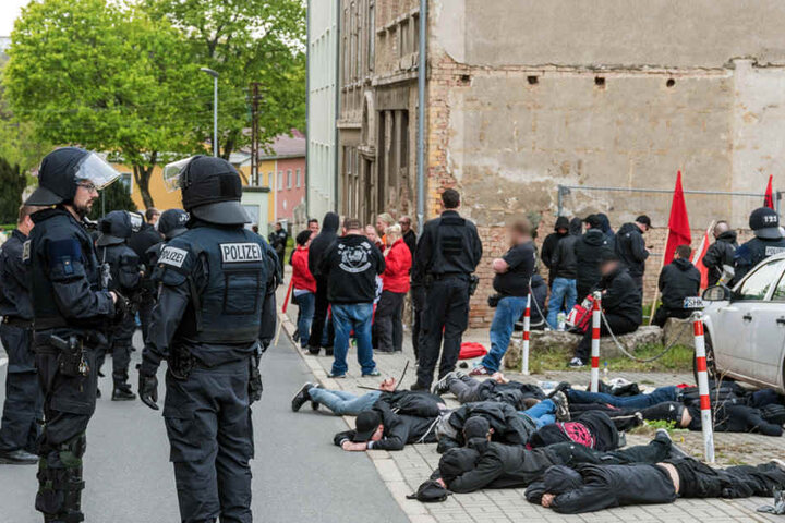 103 Demonstranten wurden bei der Auseinandersetzung in Apolda verhaftet.