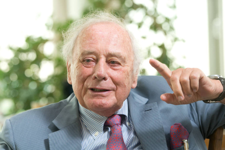 Der Industrielle Reinhold Würth während eines Interviews.