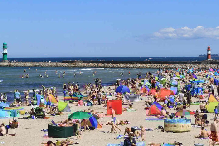 In kaum mehr als vier Stunden ab Dresden an den Strand von Rostock-Warnemünde - ab Mai 2020 Realität. Bis dahin bringt die neue Zugverbindung Reisende in die Rostocker City.