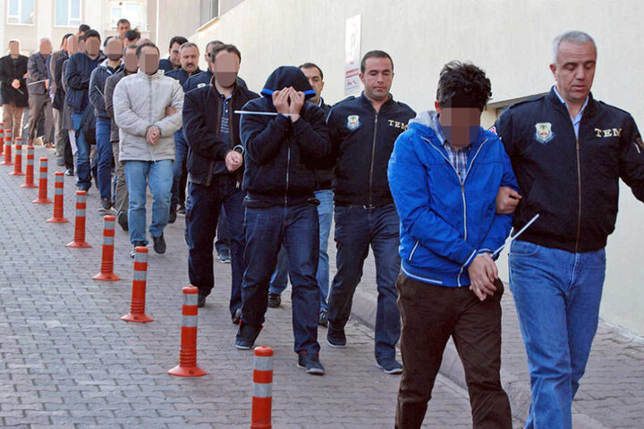 Die Operation richtete sich gezielt gegen Polizisten, die der Gülen-Bewegung angehören sollen.