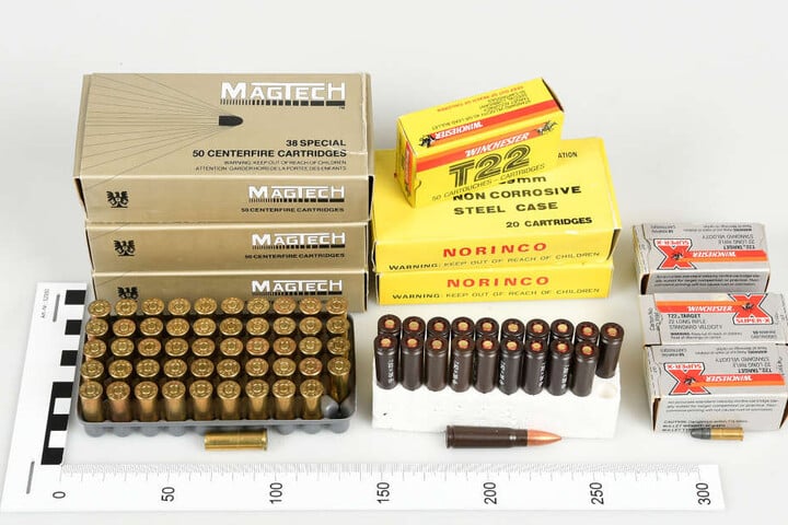 Diese Munition wurde in dem Düsseldorfer Puff gefunden.