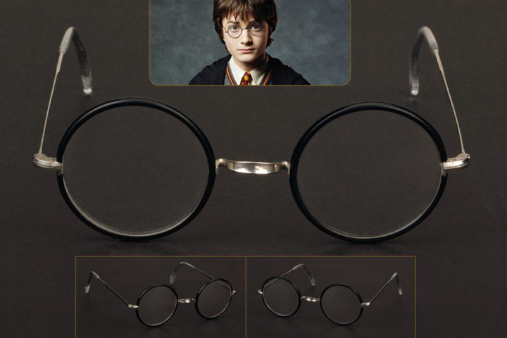 Für 20.000 bis 30.000 Dollar soll diese Original-Brille ersteigert werden können.