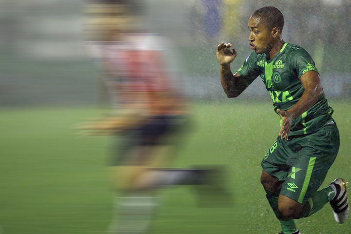 Matheus - hier bei einem Spiel für Chapecoense - spielte bis zum Sommer in Deutschland.