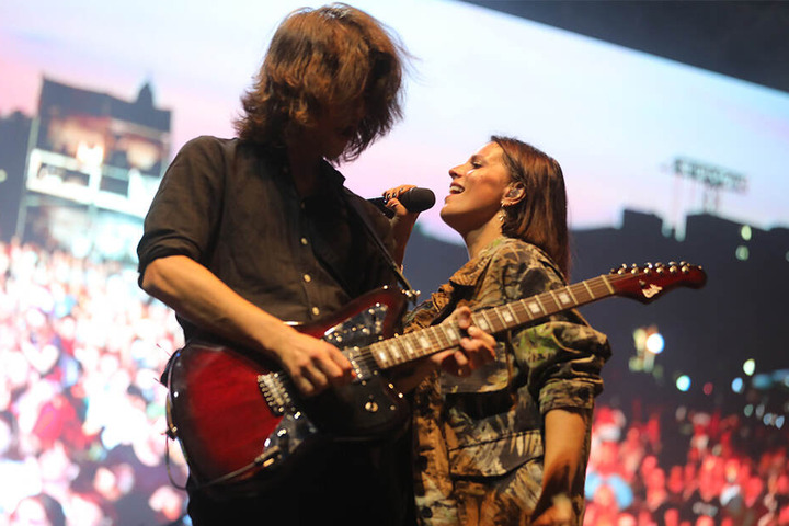 Silbermond-Sängerin Stefanie Kloß (34) sang bei #unteilbar.