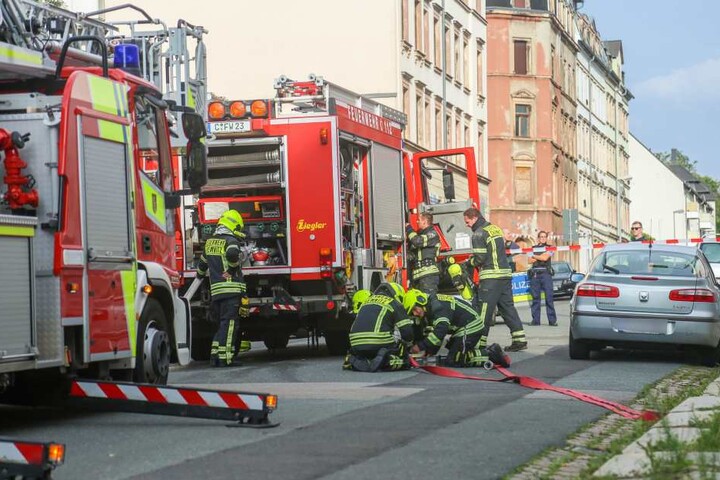 Die Feuerwehr war mit 25 Kameraden im Einsatz.