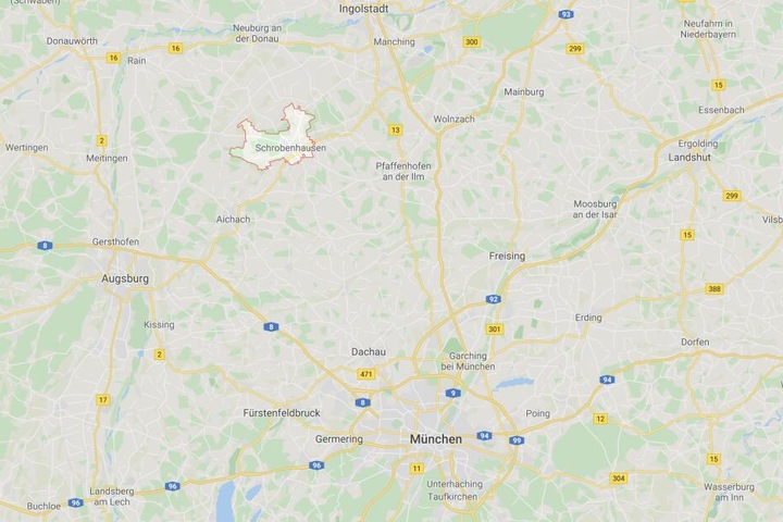 Auf der Staatsstraße 2044 zwischen Schrobenhausen und Edelshausen ist es zu einem Unfall gekommen.