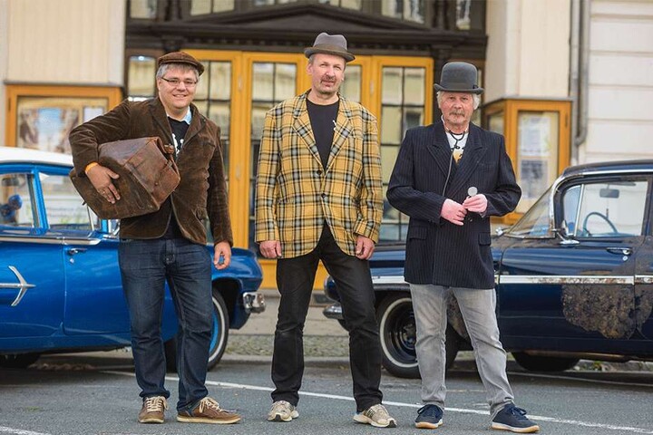Die Olsenbanden-Fans Jan Lange (40), Jörg Rosemann (51) und Karl-Heinz Görges (59) erschienen entsprechend kostümiert.