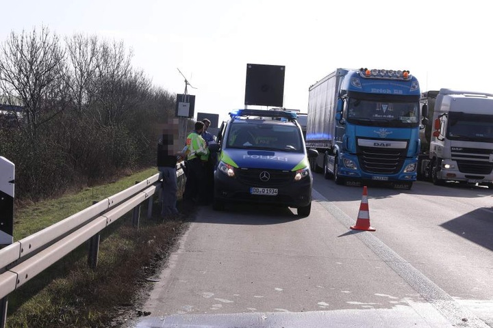 Während der Unfallaufnahme herrschte dichter Verkehr.
