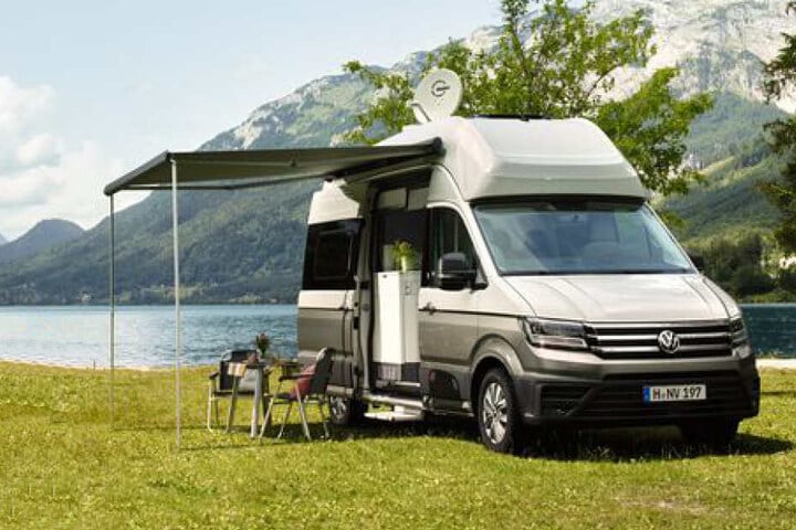 Der VW Grand California 600 ist ganz neu auf dem Markt und erstmals als Camping-Mobil verfügbar.