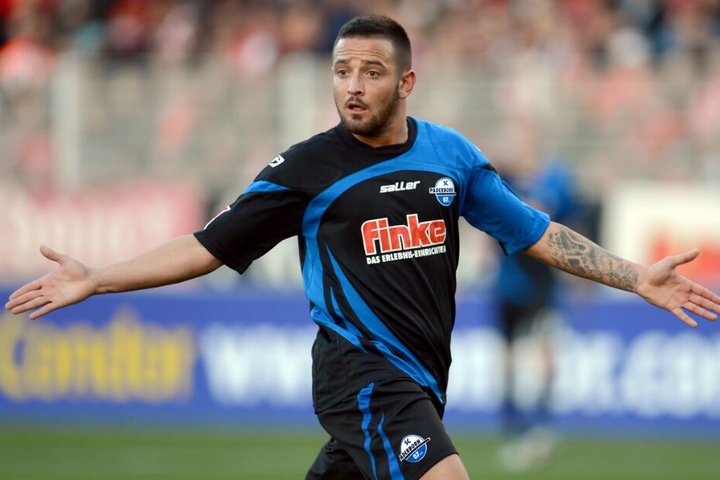 Von August 2012 bis Juli 2013 spielte Deniz Naki beim SC Paderborn.