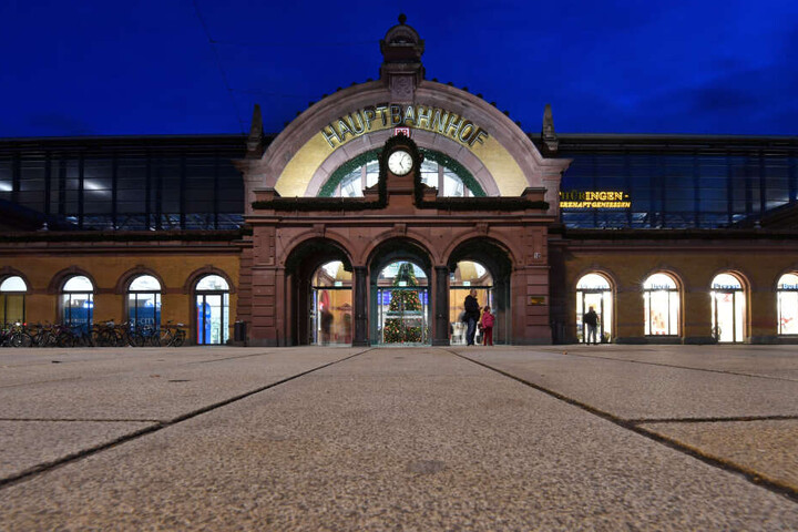 Die Eingangshalle des Bahnhofs soll in der Nacht der Hauptschauplatz der Übung werden.