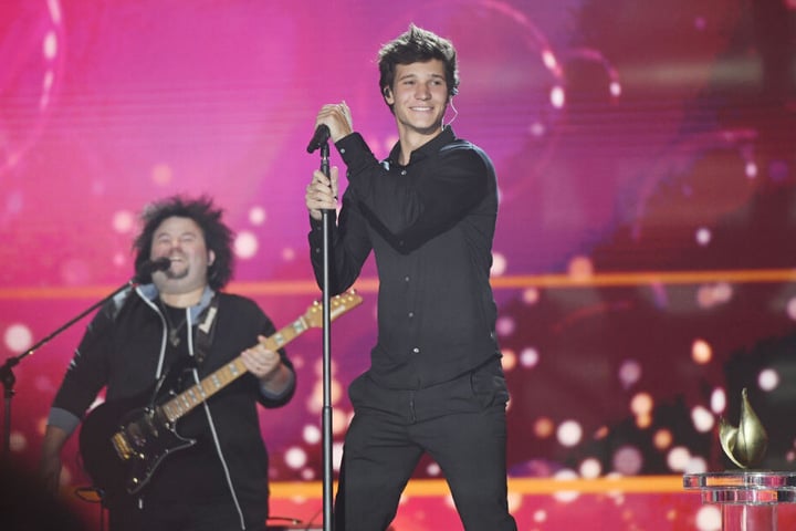 Er singt und siegt: Wincent Weiss (26) bekam eine Henne in der Kategorie Musik.