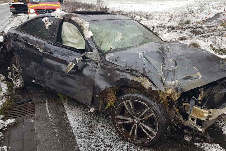 Der BMW war komplett zerstört.
