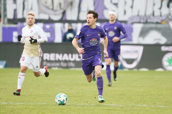 Clemens Fandrich mit Ruhe und Übersicht am Ball.