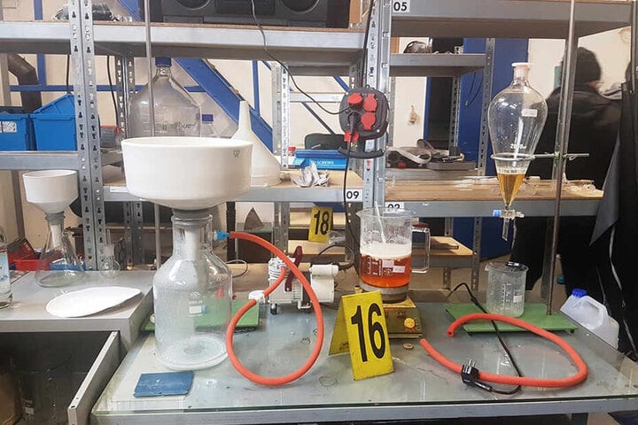 In diesem Drogenlabor sollte die Crystal-Produktion im großen Stil anlaufen.
