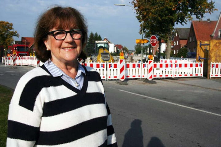 Rita Paulick wurde das Stopp-Schild zwischen zwei anderen Verkehrsschildern zum Verhängnis.