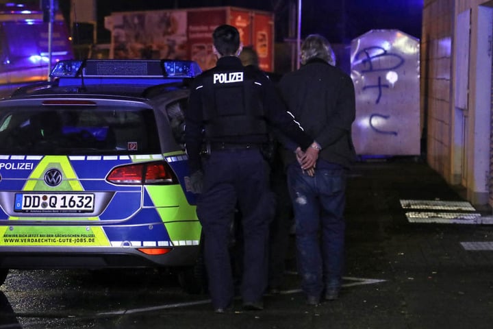 Die Polizei nahm den Mieter zwischenzeitlich in Gewahrsam.