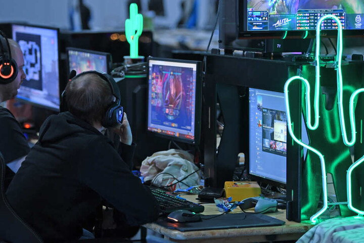 Bis zum Sonntag laufen E-Sport-Turniere, eine LAN-Party sowie ein Cosplay-Turnier.