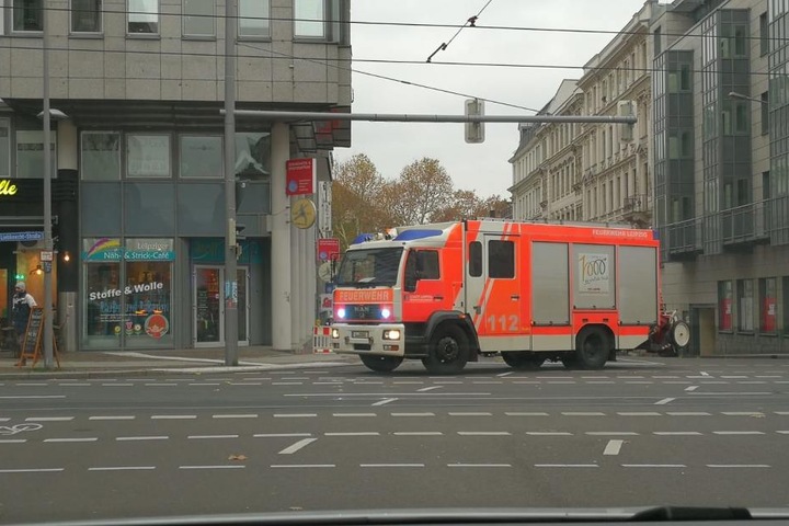 Gegen 14 Uhr konnte die Riemannstraße wieder für den Verkehr freigegeben werden.
