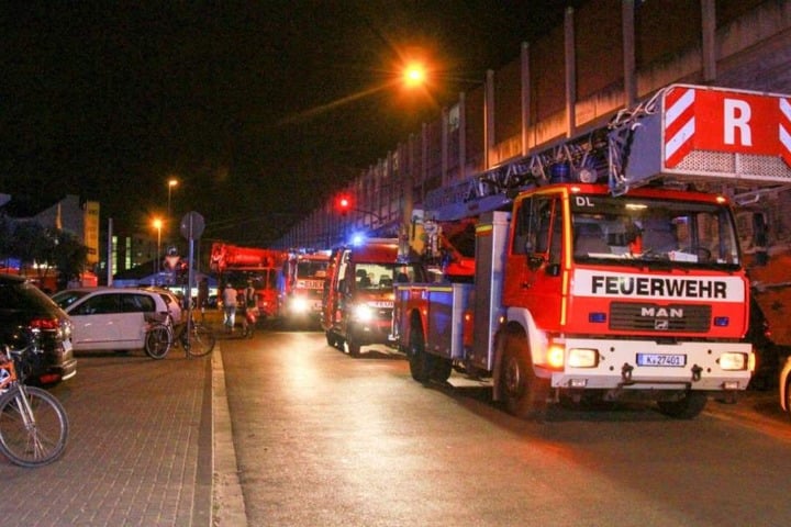 Die Feuerwehr war mit 35 Einsatzkräften vor Ort.