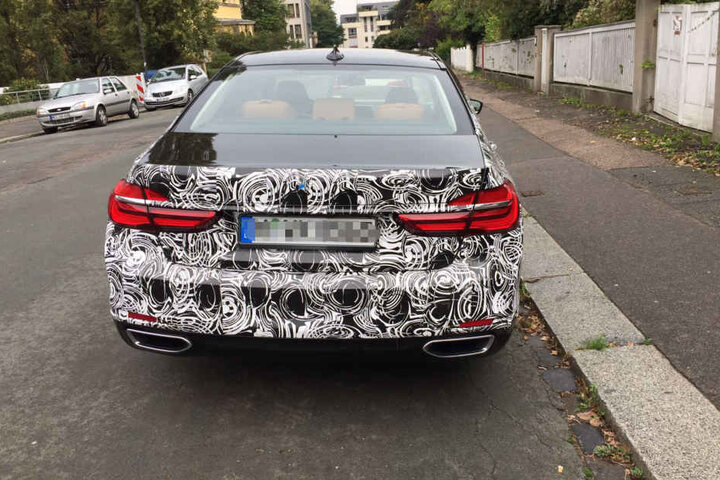 Im Netz wird fleißig spekuliert, um welches Modell es sich hier handelt.
