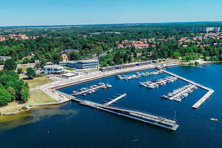 Der Senftenberger See wurde als erster ehemaliger Tagebau für den Tourismus hergerichtet. Das war 1973. Inzwischen warten 20 neue Seen aufs Entdecktwerden.