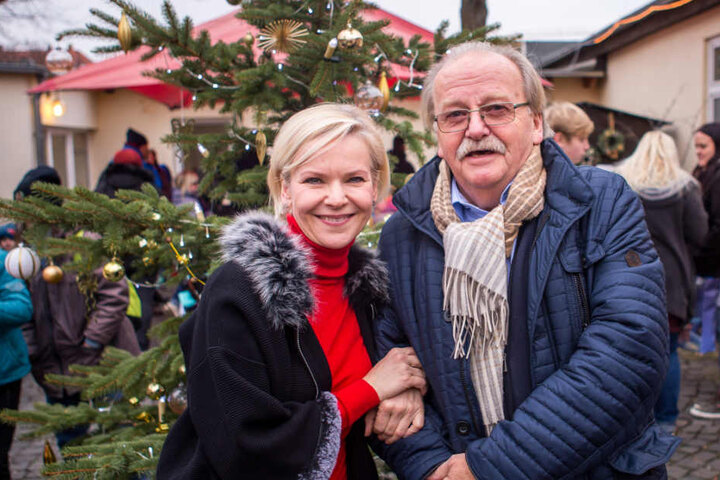 Andrea Kathrin Loewig mit Dr. Werner Wehmer (71), Vorstandsvorsitzender der Leipziger Tafel.