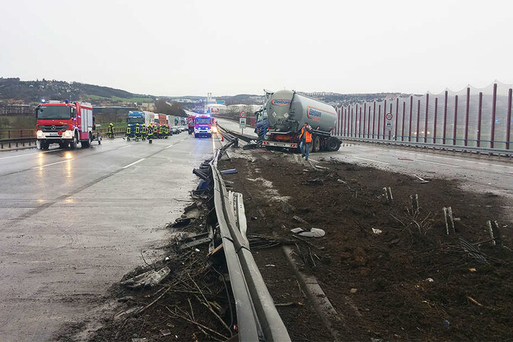 Der Unfall hinterließ ein Bild der Zerstörung.