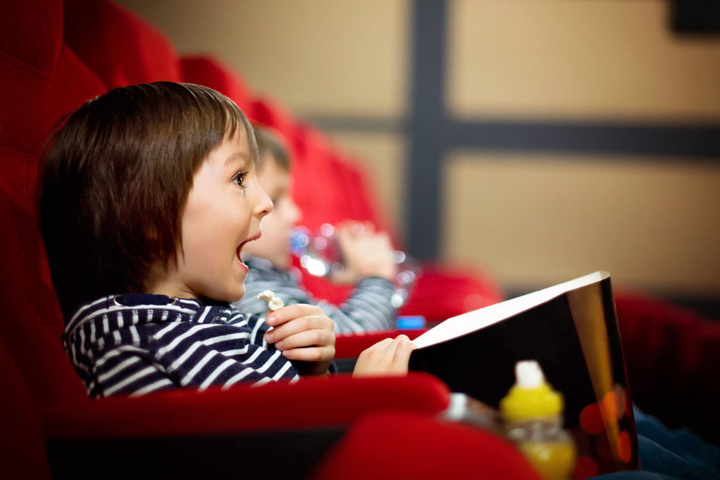 Kinder kommen beim Disney-Junior-Mitmach-Kino voll auf ihre Kosten. (Symbolbild)
